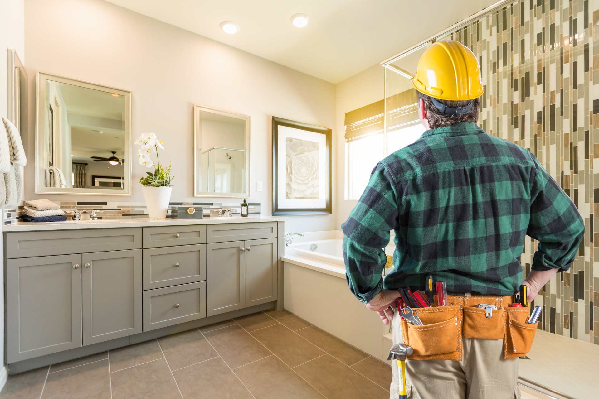 Top 4 Websites to Find Home Renovation Contractors in Canada