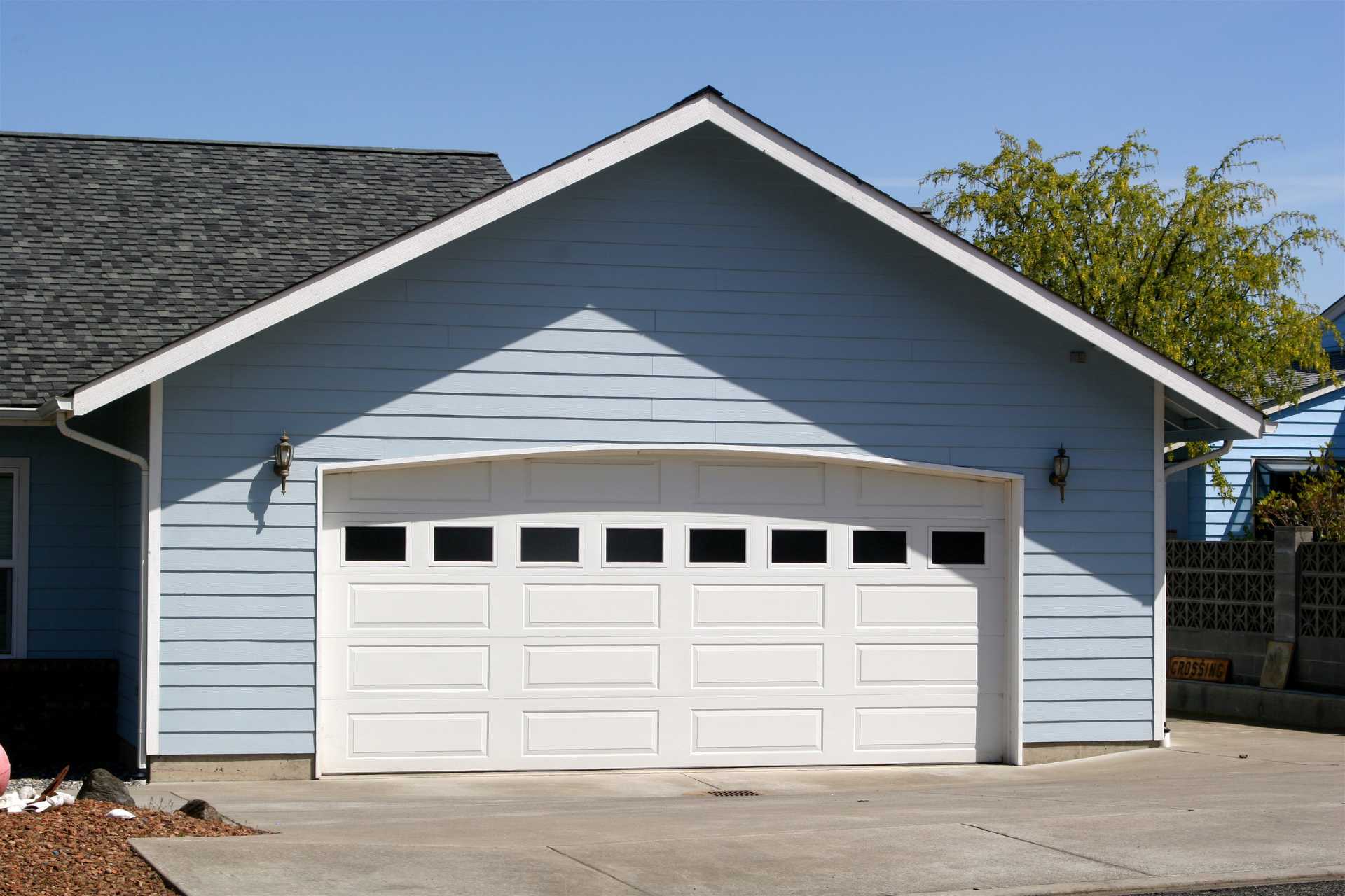 What are the Different Styles of Garage Doors?